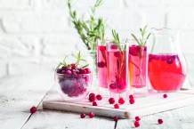 Refreshing drink with cranberries